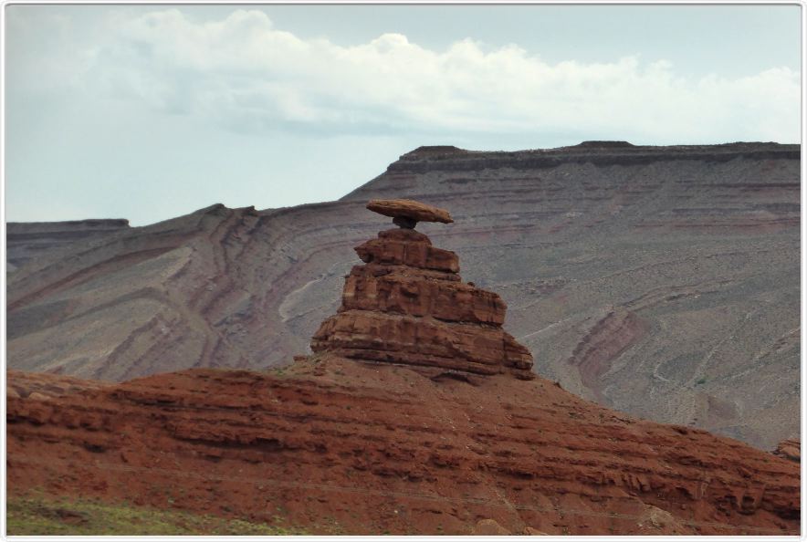 Mexican Hat Rock (Utah).