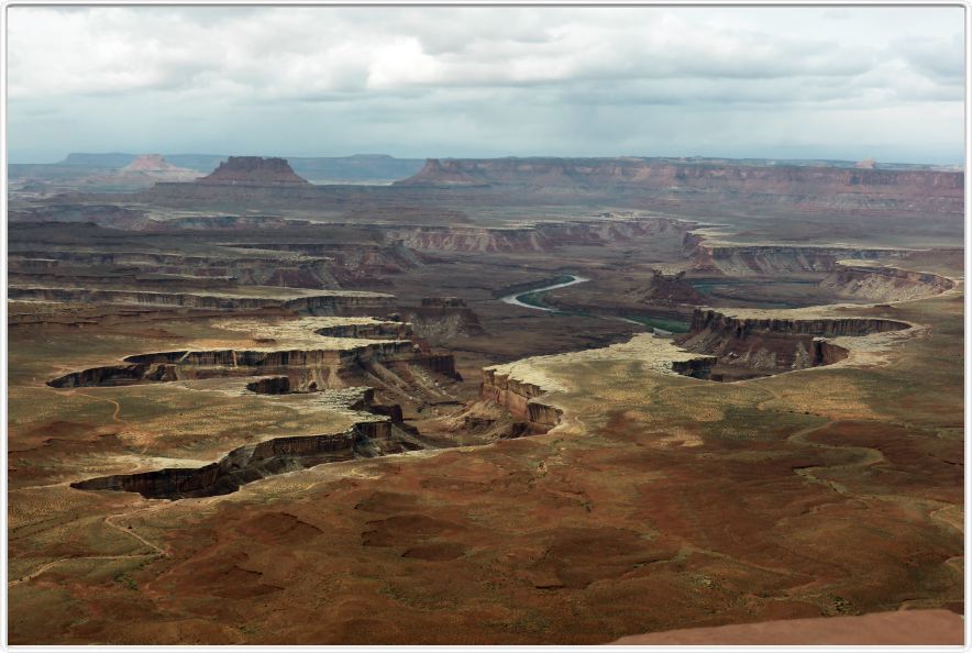 Parc national de Canyonslands (Island in the sky) (Utah).