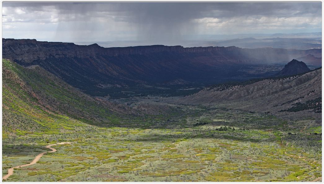 Les environs de Moab, en empruntant la Mountain loop Road. (Utah).