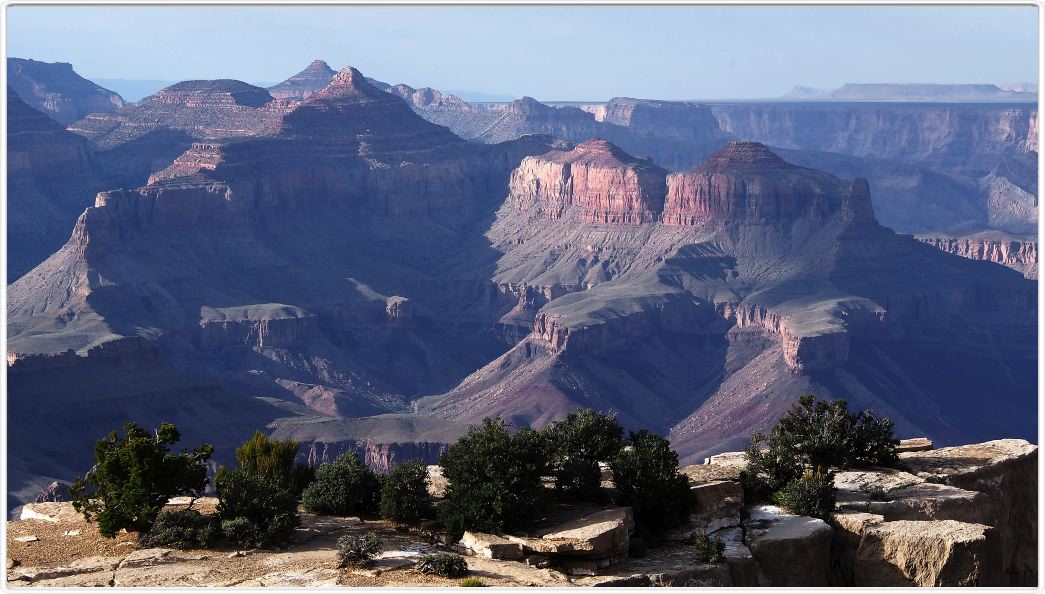 Grand Canyon du Colorado, le long de la  