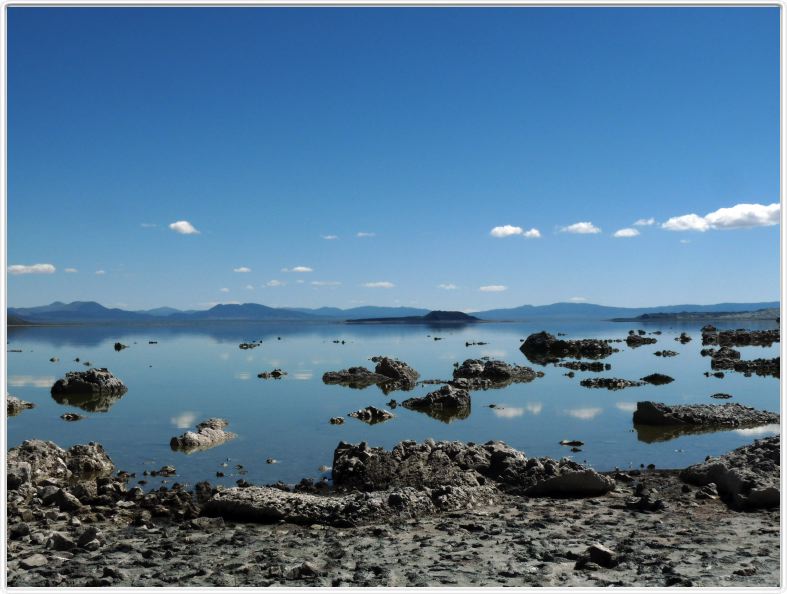 Mono Lake (Californie).