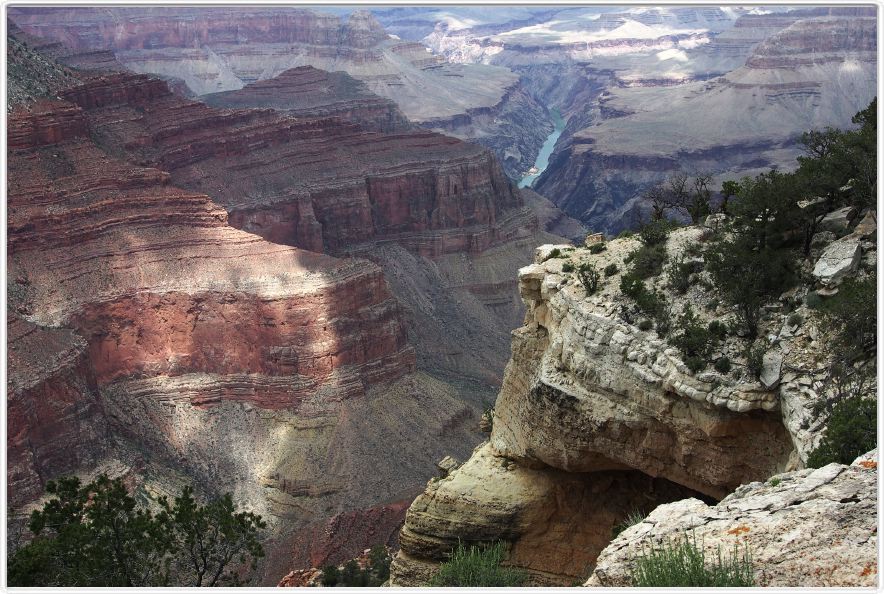 Grand Canyon. Randonnée pédestre entre Grand Canyon Village et Hermit Rest.