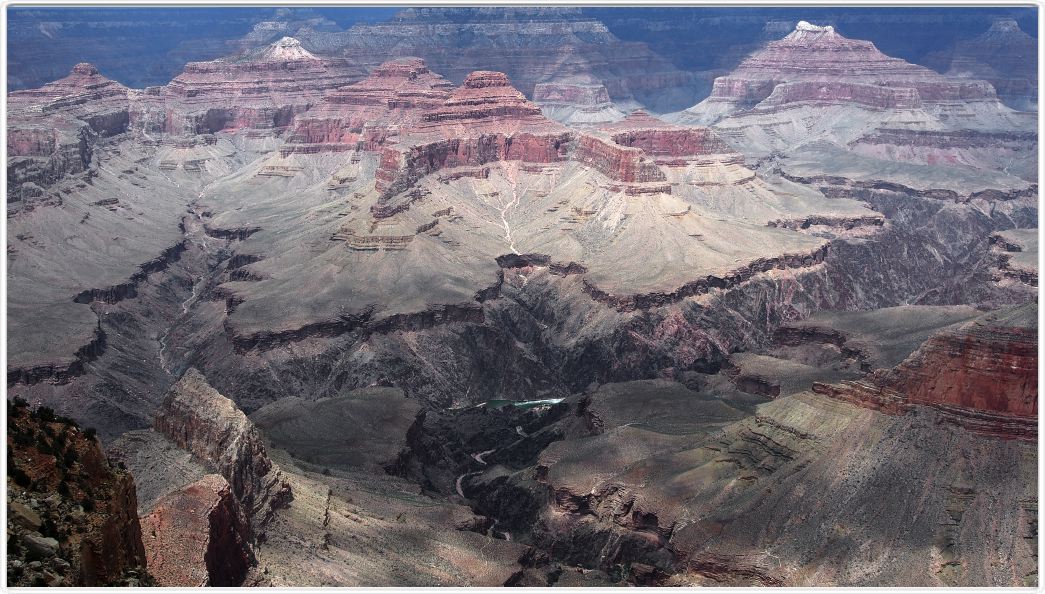 Grand Canyon. Randonnée pédestre entre Grand Canyon Village et Hermit Rest.
