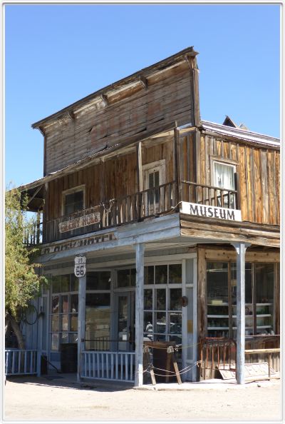 Oatman (Arizona). Ancienne ville minière (or) (Arizona).