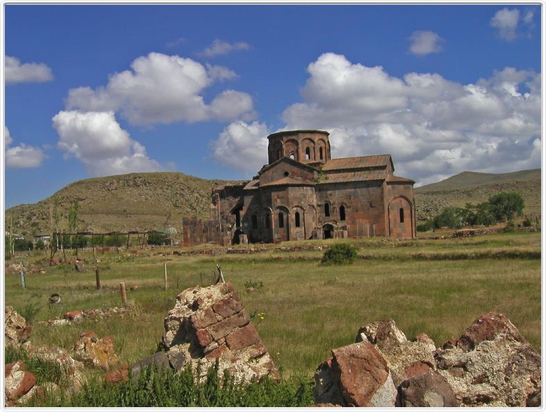 Eglise Katoghike à Talin