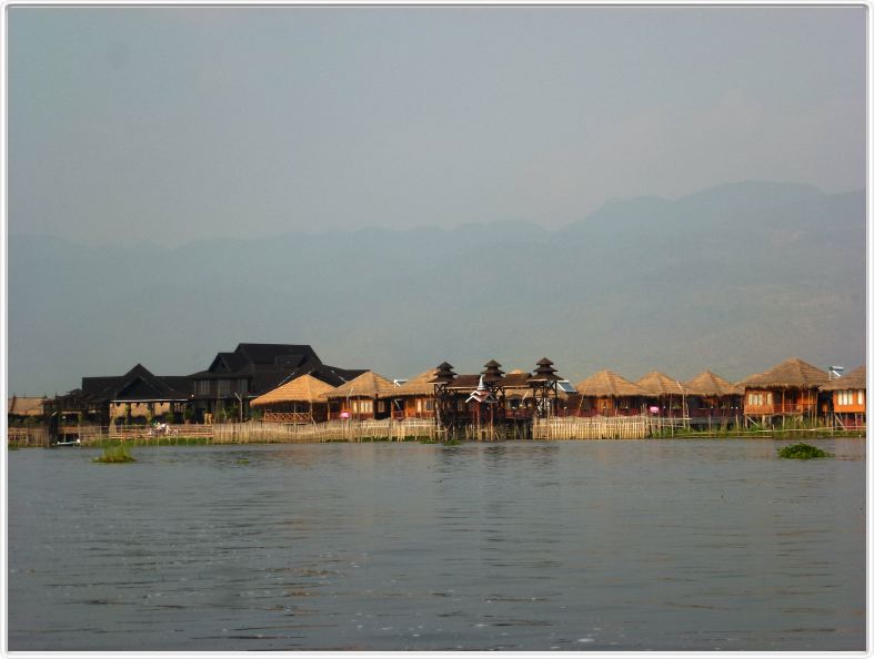 Sur le Lac Inle