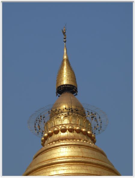 Bagan. Pagode Shwezigon