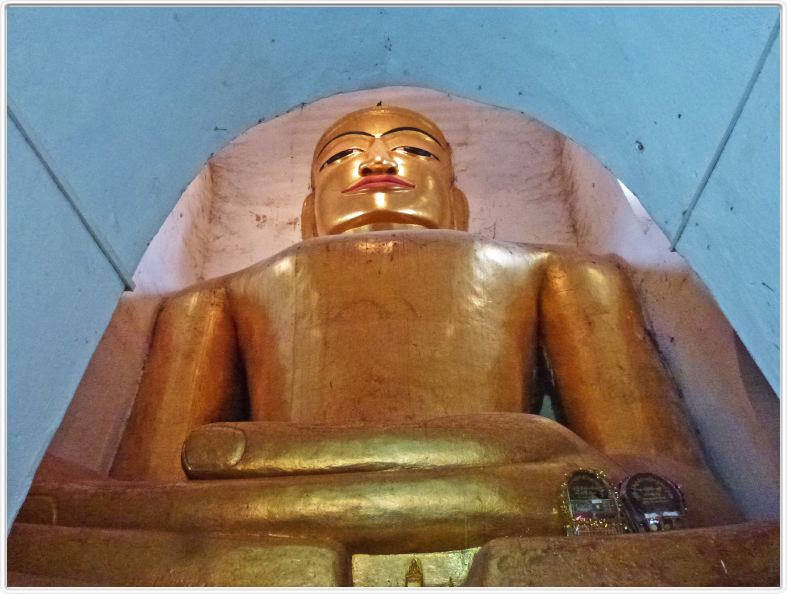 Bagan. Pagode de Manuha