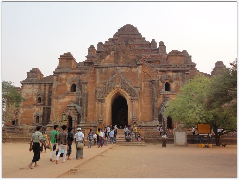 Bagan. Temple de Dhammayamgyi