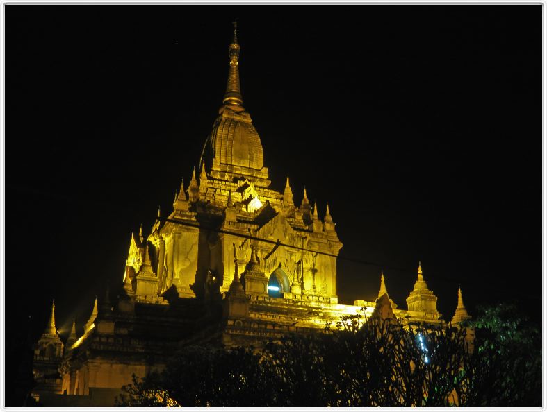 Bagan. Pagode de Gawdawpalin