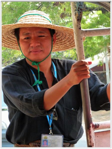 En route pour la pagode d'U-min Thone à Sagaing