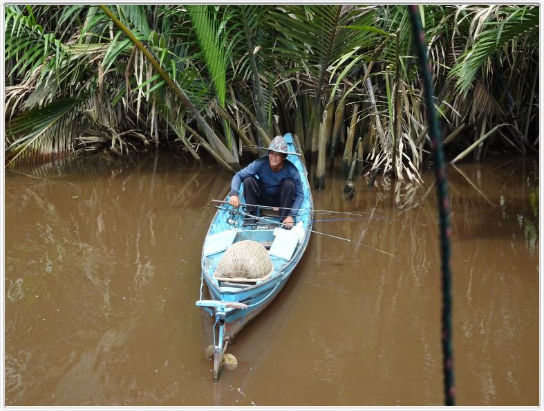 Nous remontons la rivière Kumai (Borneo)
