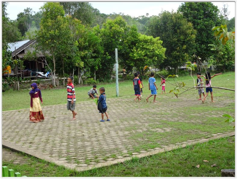 Visite de Sungai Sekoyer Village.