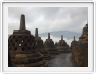 Temple de Borobudur (bouddhiste) au lever du jour.