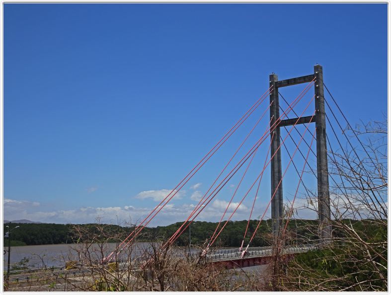 En route pour Samara (presqu'île de Nicoya) sur la côte pacifique.