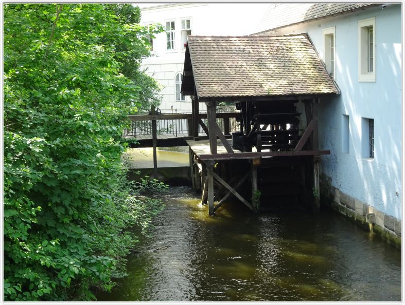 Prague. La presqu'ile Kampa et son parc.