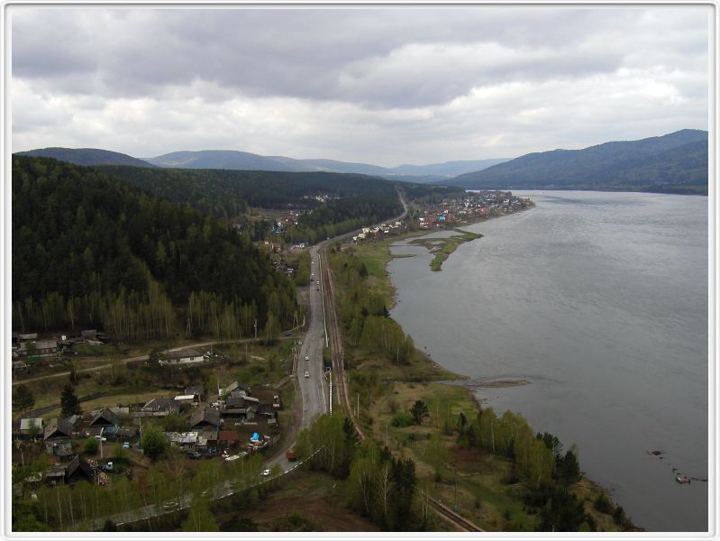 L'Ienisseï dans les environs de Krasnoyarsk